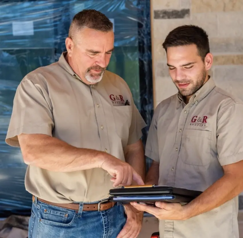 G&R Roofing team in Greater Houston Area
